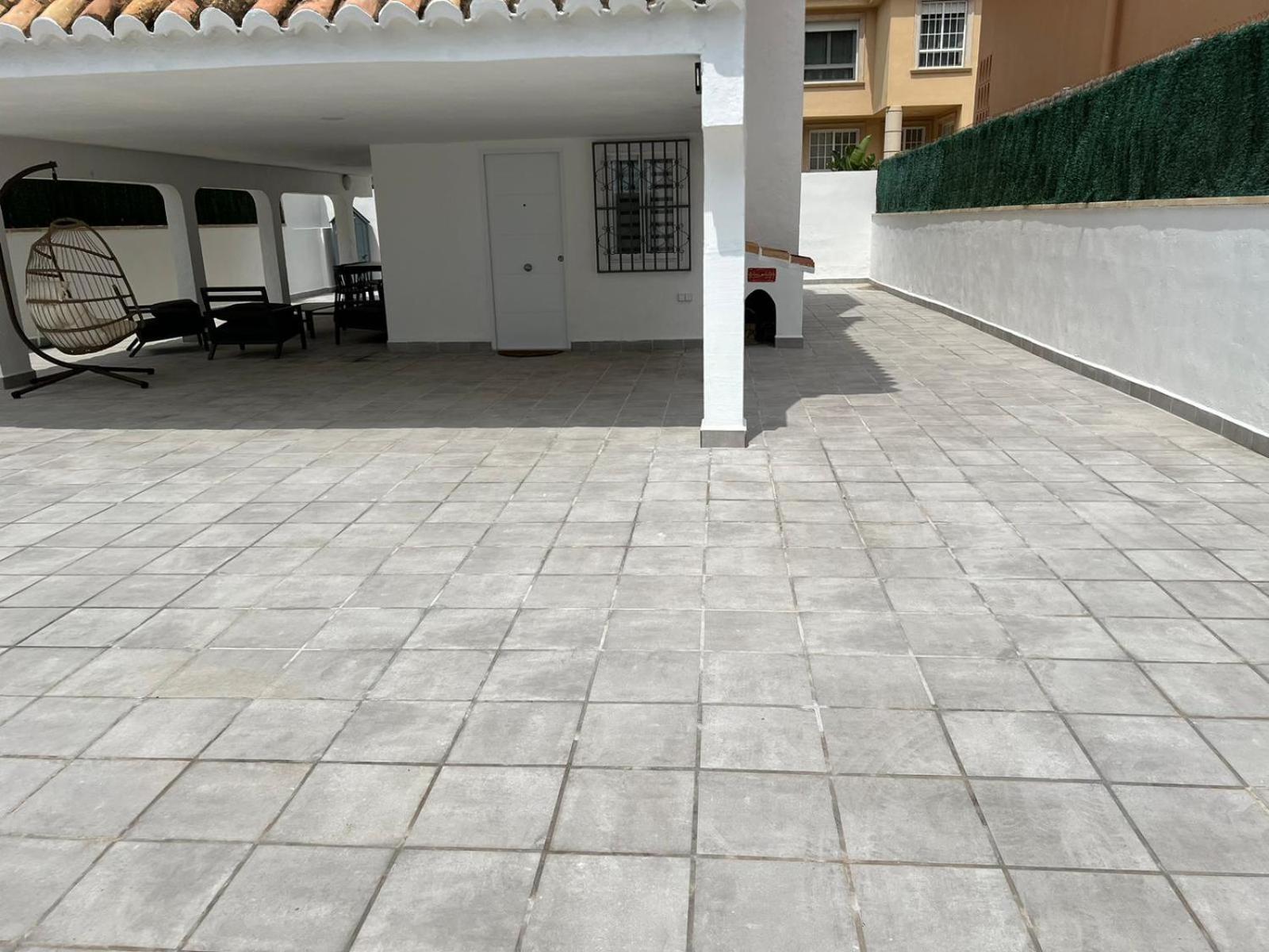 Beachfront Vila Valencia Exterior photo
